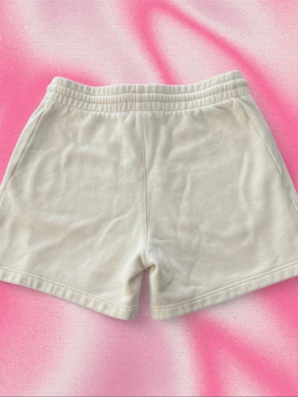 Aritzia Cream TNA Cozy Fleece Shorts with pockets - Picture 2 of 5